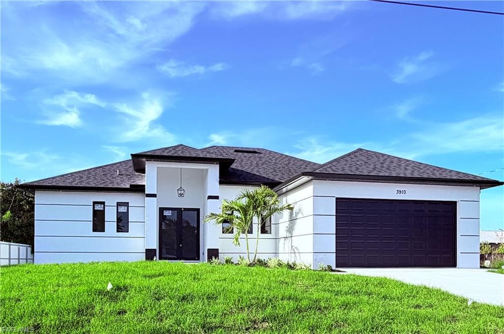 3910 10th ST W LEHIGH ACRES, FL 33971
