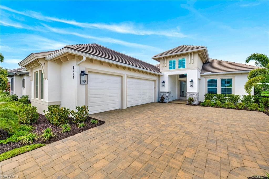 9712 Moonflower LN NAPLES, FL 34114