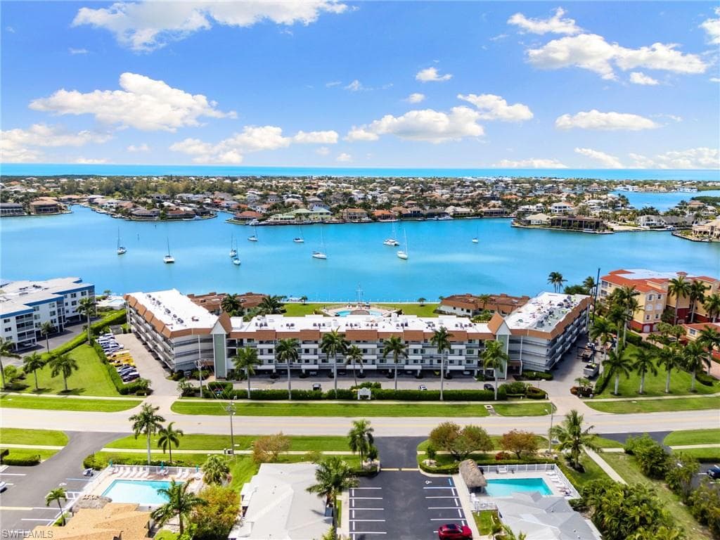 730 Elkcam CIR 404 MARCO ISLAND, FL 34145