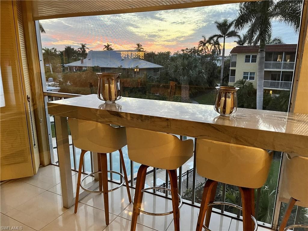 1666 Osprey AVE 203 NAPLES, FL 34102