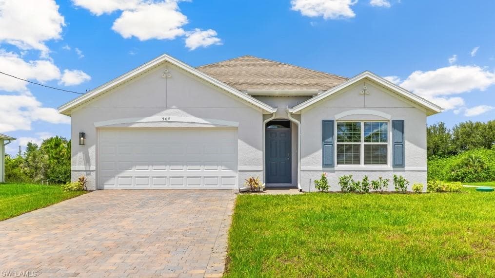 7005 BLUE CT LABELLE, FL 33935