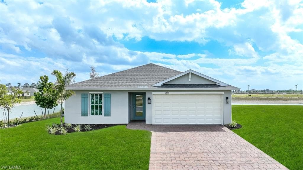 5007 3rd ST W LEHIGH ACRES, FL 33971