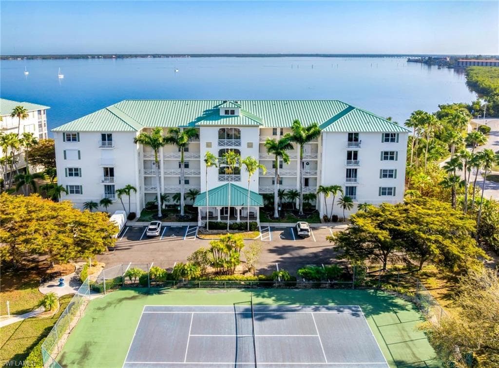 200 Harbor Walk DR 354 PUNTA GORDA, FL 33950