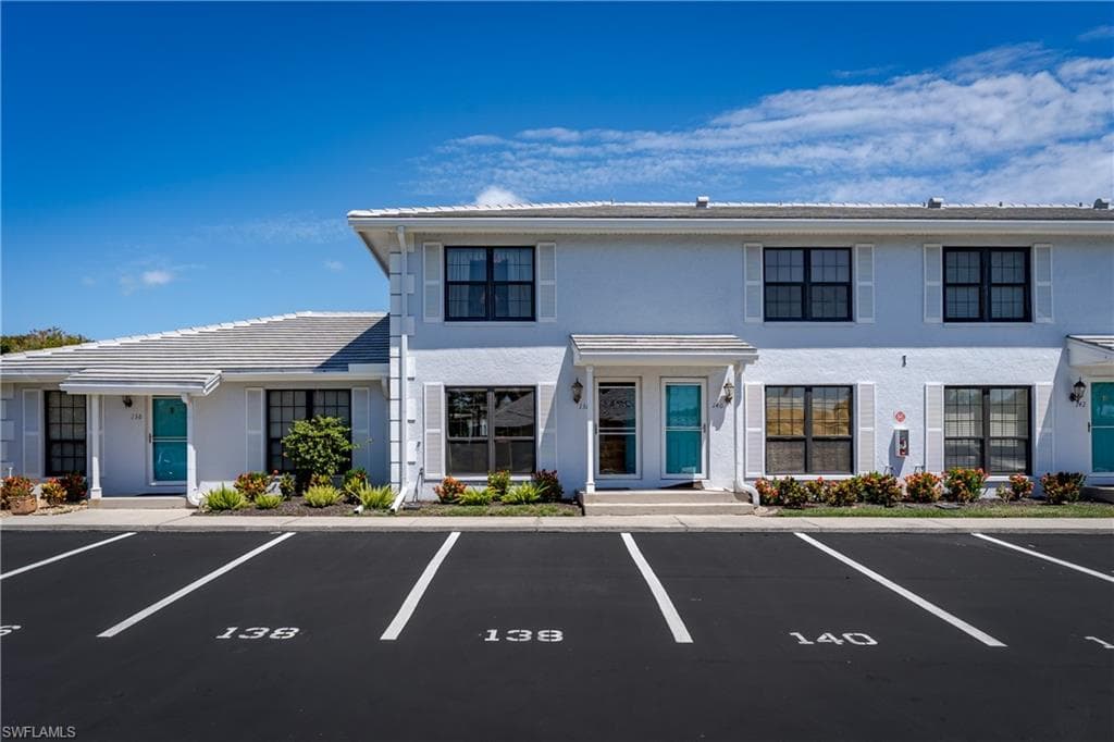138 Clyburn WAY W I2 MARCO ISLAND, FL 34145