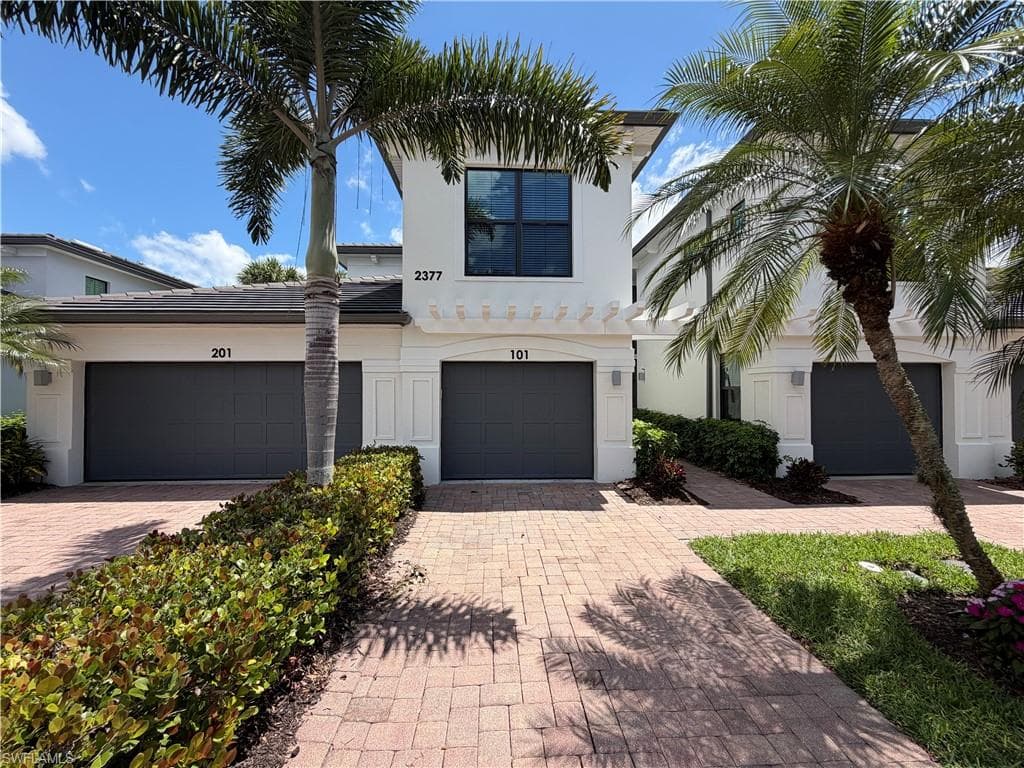 2377 Ravenna BLVD 101 NAPLES, FL 34109