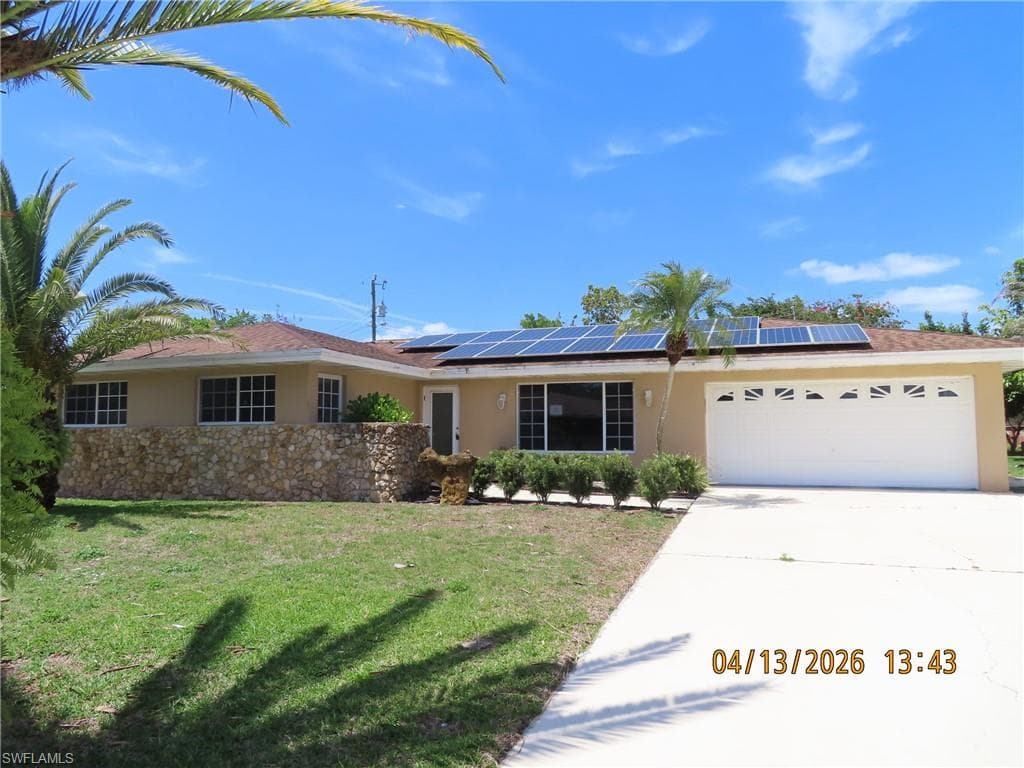 1005 E Penn RD LEHIGH ACRES, FL 33936