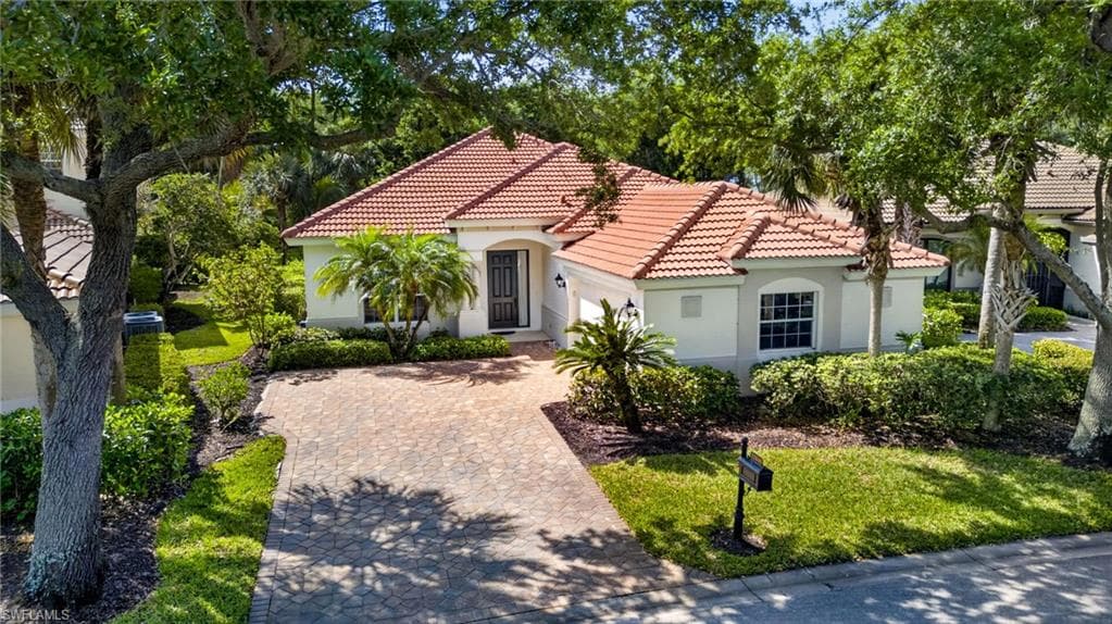 21840 Masters CIR ESTERO, FL 33928