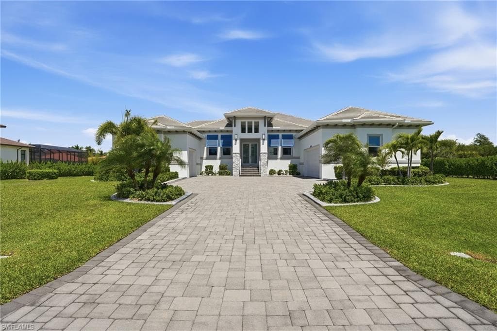 8590 Belle Meade DR FORT MYERS, FL 33908