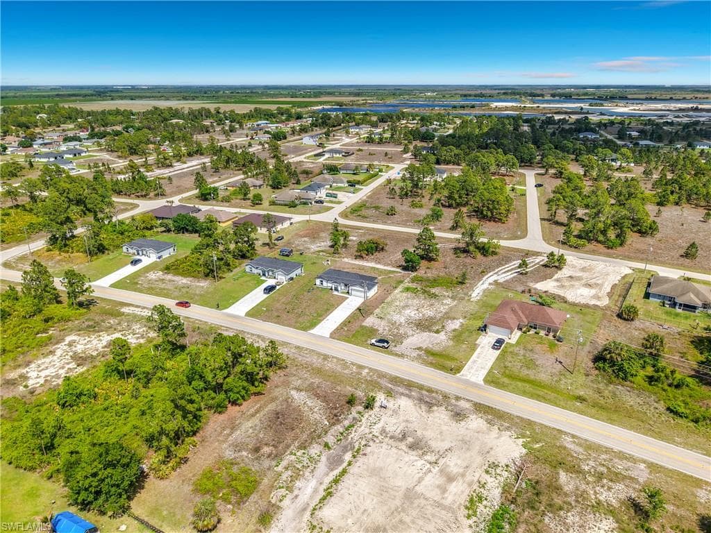 1137 Columbus BLVD LEHIGH ACRES, FL 33974