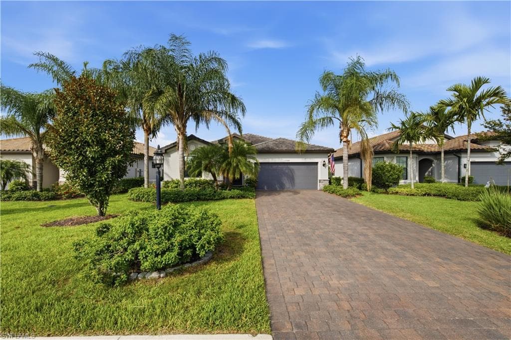 19584 Utopia LN
