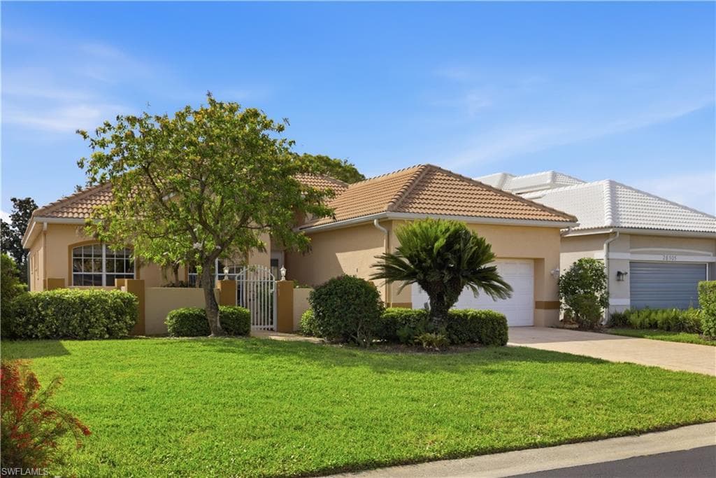 28501 Highgate DR BONITA SPRINGS, FL 34135