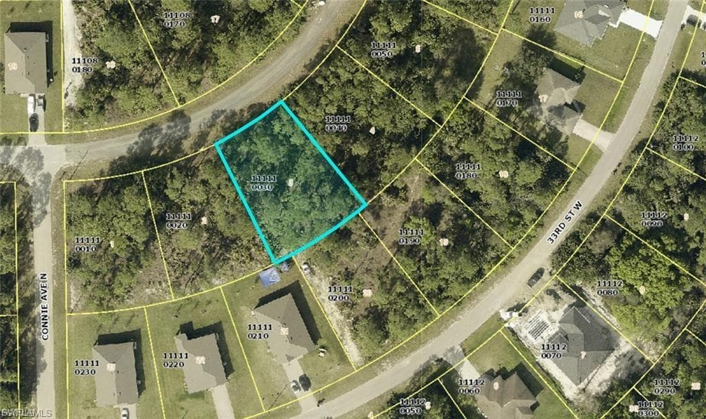 2515 34th ST W LEHIGH ACRES, FL 33971