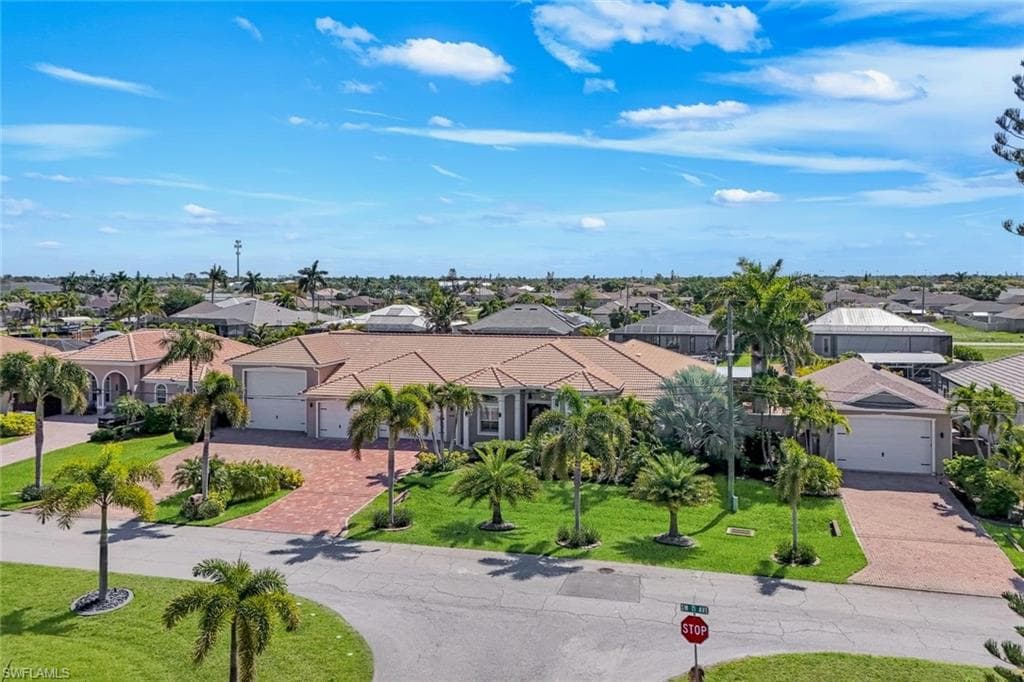 4025 SW 11th AVE CAPE CORAL, FL 33914