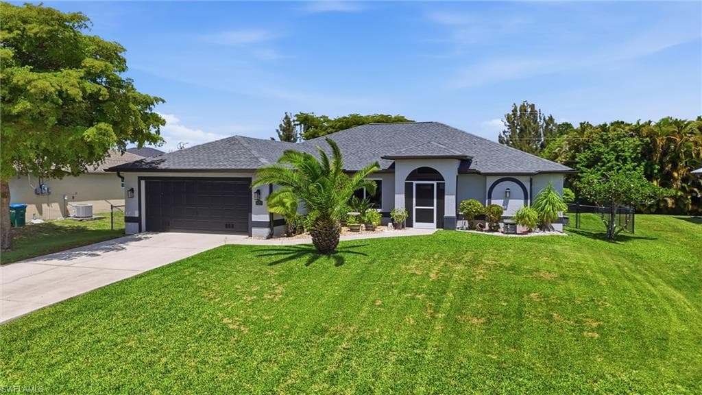 123 SW 29th ST CAPE CORAL, FL 33914