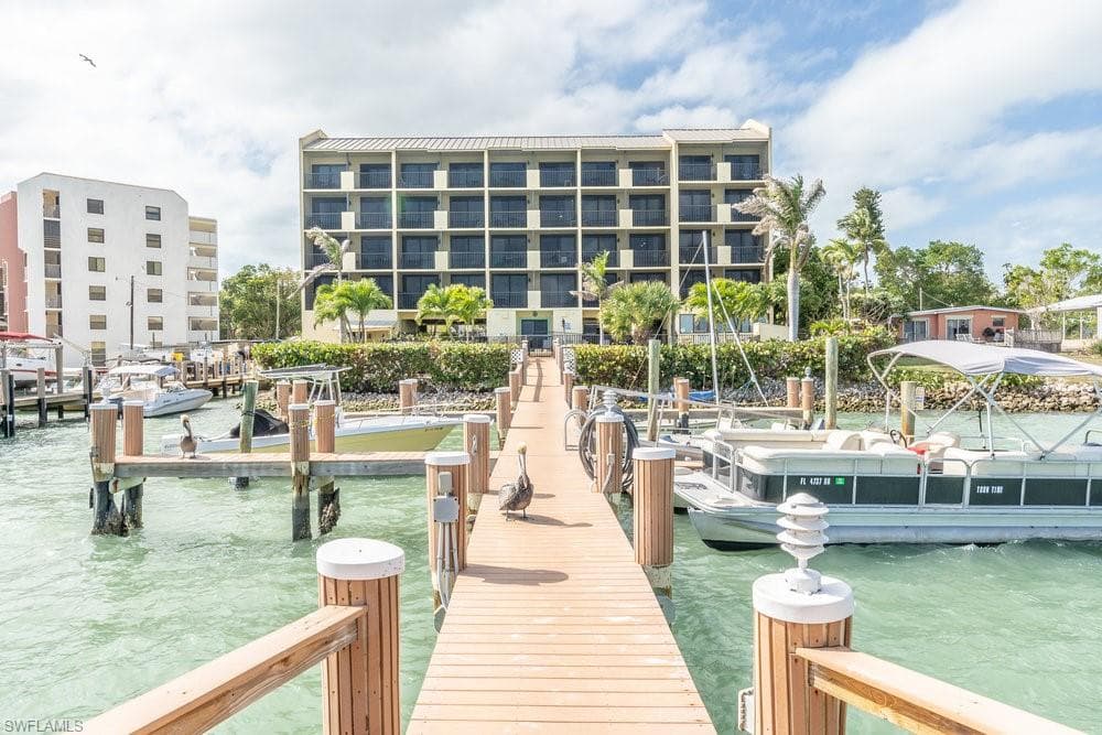 10 Tampa PL 503 MARCO ISLAND, FL 34145