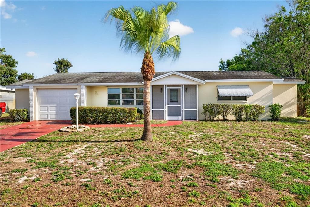 223 Punta Alta CT LEHIGH ACRES, FL 33936