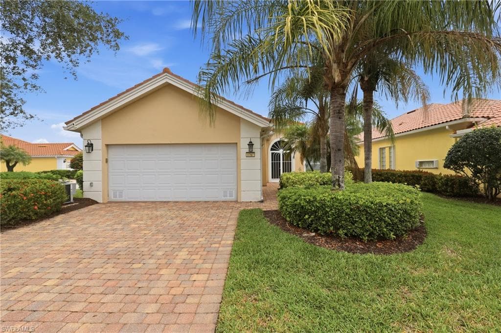8767 Ferrara CT NAPLES, FL 34114