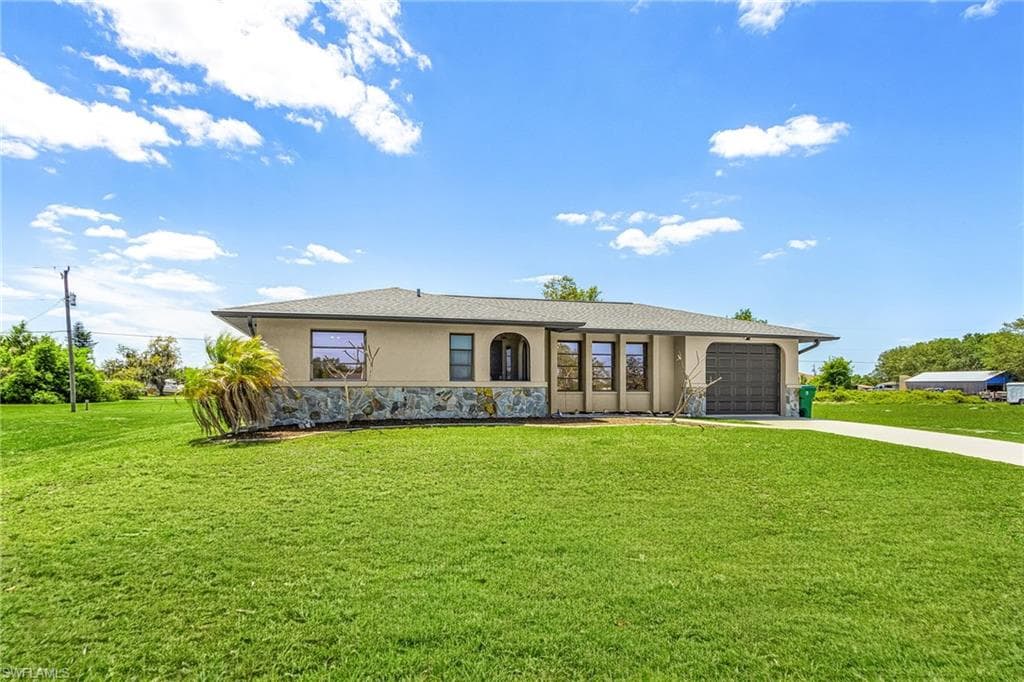 30095 Holly RD PUNTA GORDA, FL 33982