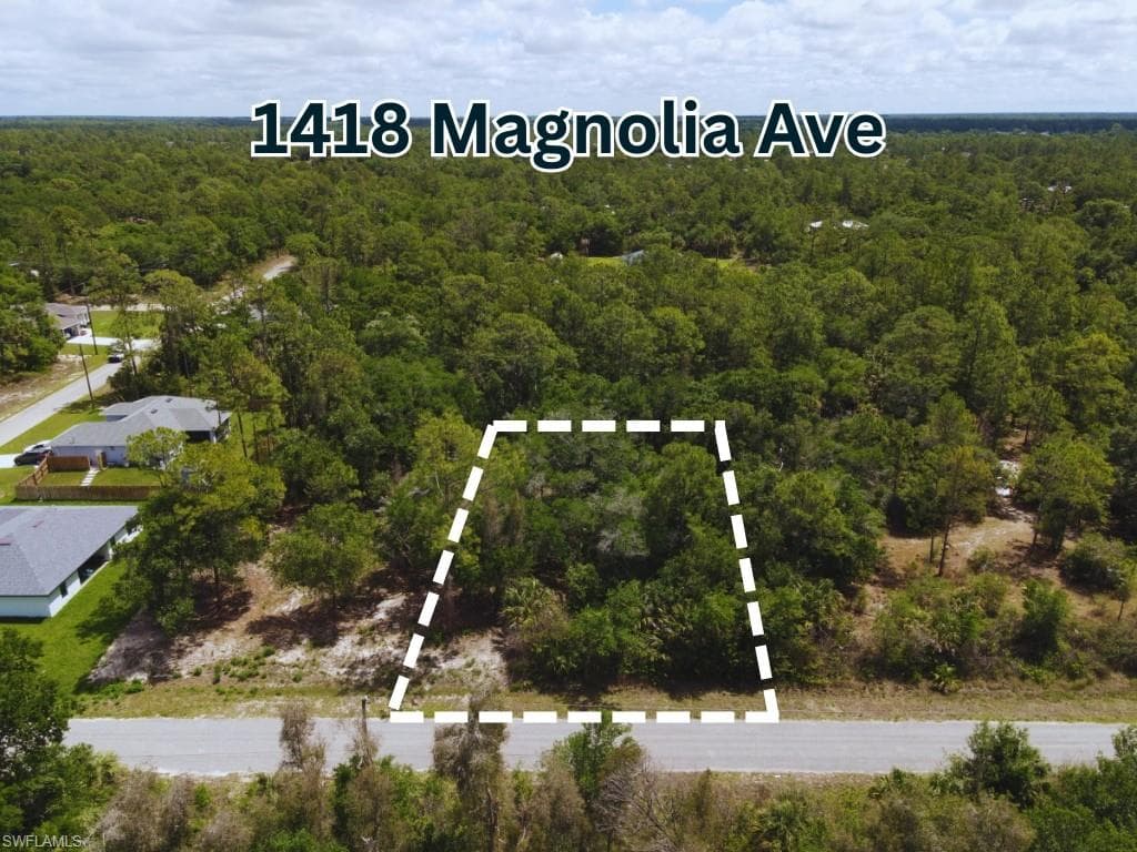 1418 Magnolia AVE LEHIGH ACRES, FL 33972
