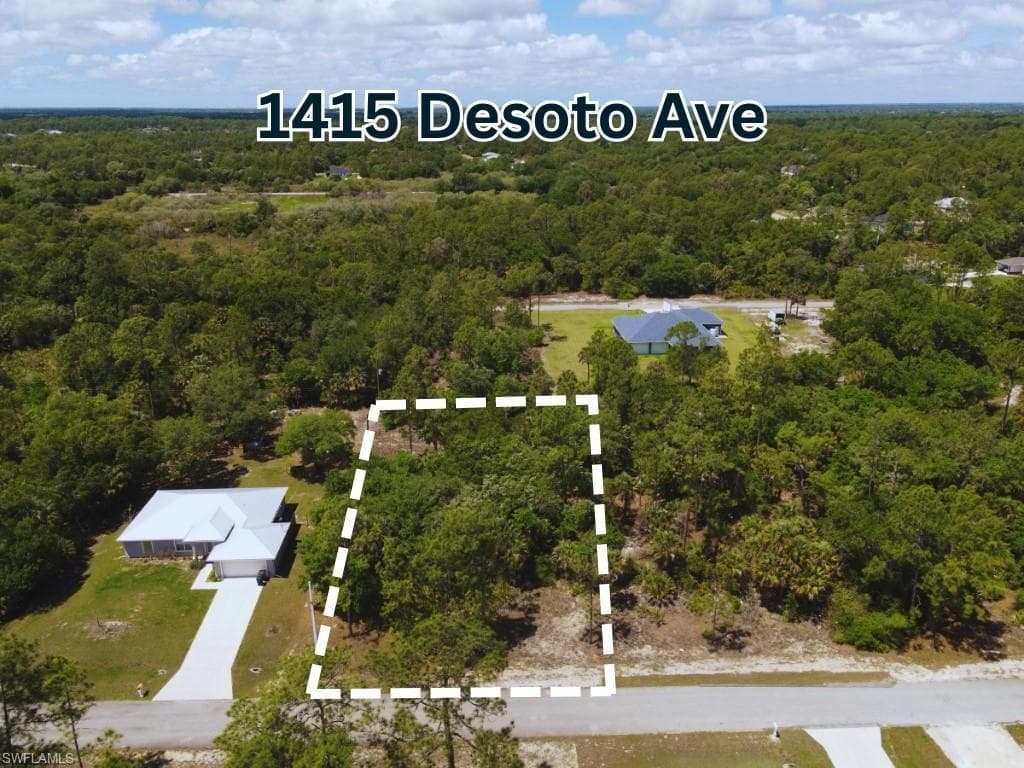 1415 Desoto AVE LEHIGH ACRES, FL 33972