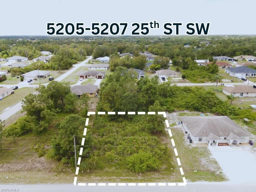 5207 25th ST SW LEHIGH ACRES, FL 33973