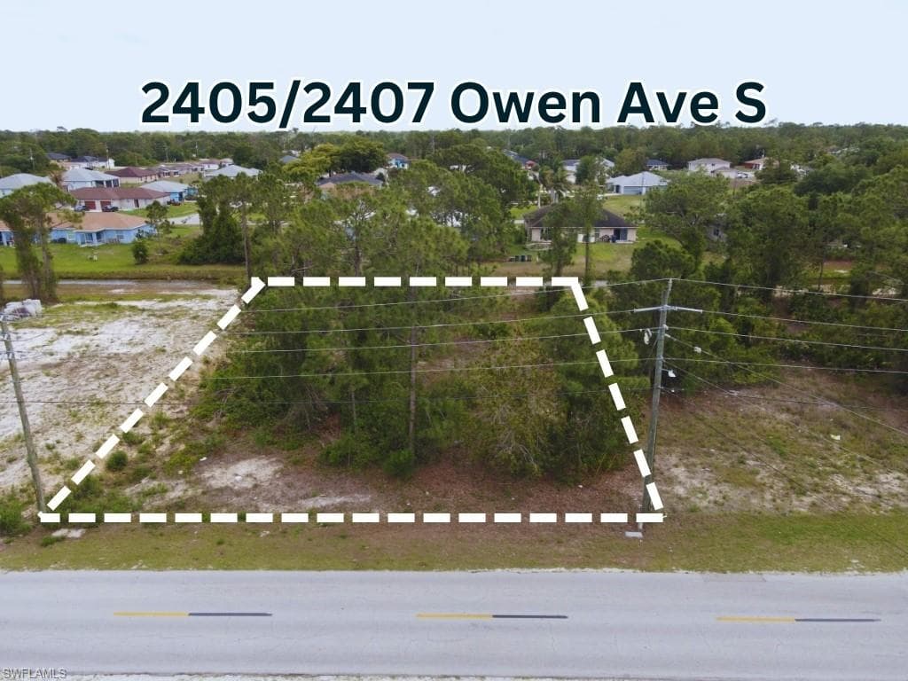 2407 Owen AVE S LEHIGH ACRES, FL 33973
