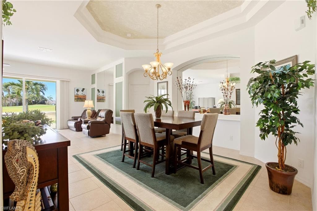 9221 Spanish Moss WAY BONITA SPRINGS, FL 34135