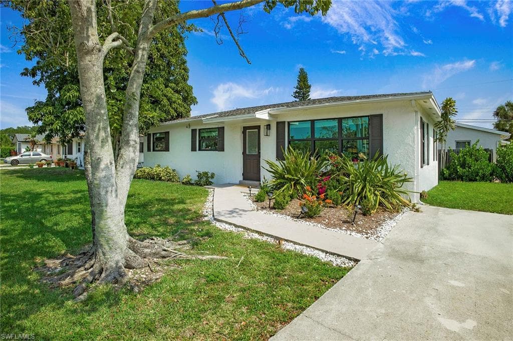 3455 Estey AVE NAPLES, FL 34104