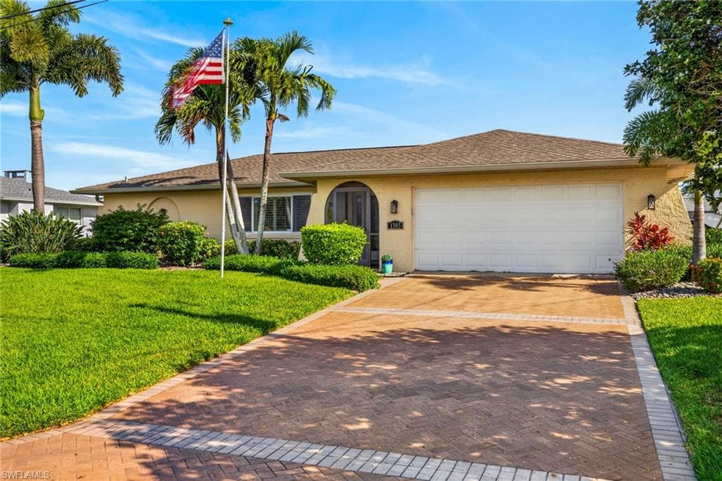 1305 SE 14th ST CAPE CORAL, FL 33990