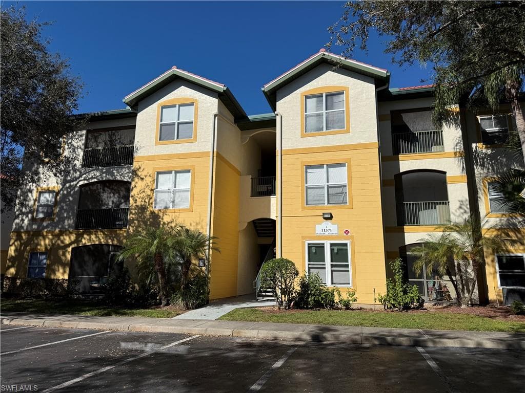 11571 Villa Grand 623 FORT MYERS, FL 33913