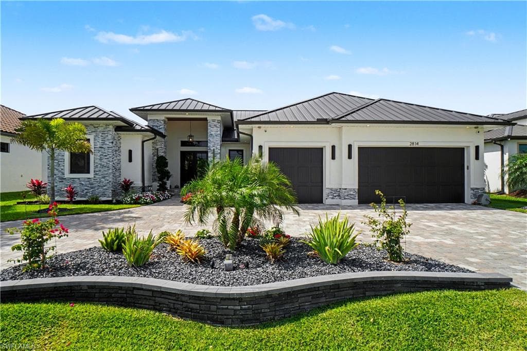 2814 Gleason PKWY CAPE CORAL, FL 33914