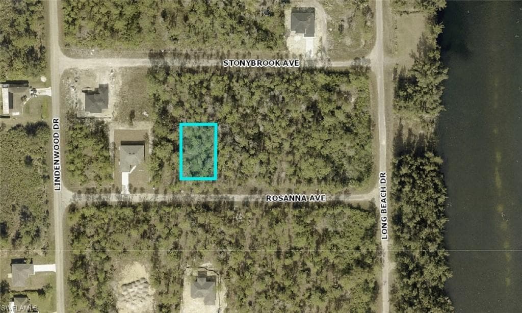 308 Rosanna AVE LEHIGH ACRES, FL 33972