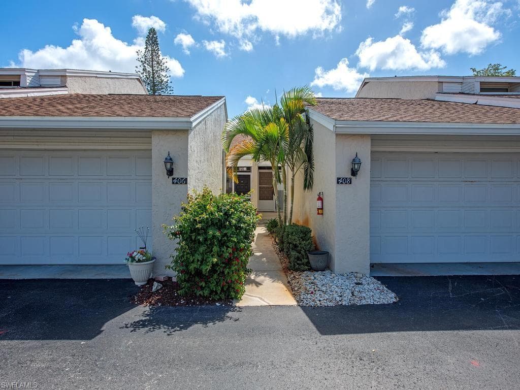 406 Bristle Cone LN 4 NAPLES, FL 34113
