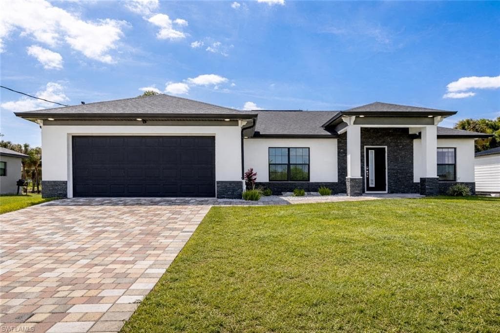 3003 NW Beechwood CIR LABELLE, FL 33935