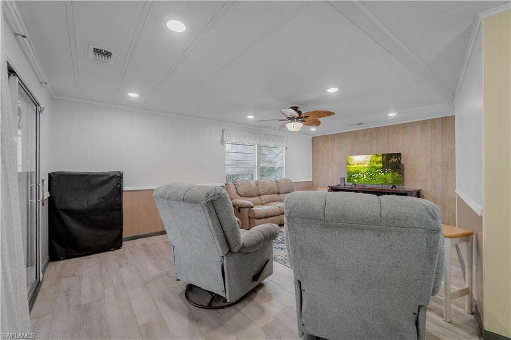 5506 Harbor LN NORTH FORT MYERS, FL 33917
