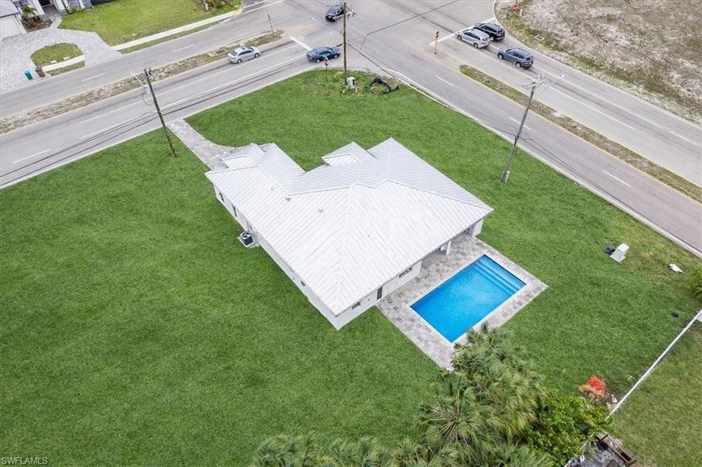 2 Nelson RD N CAPE CORAL, FL 33993