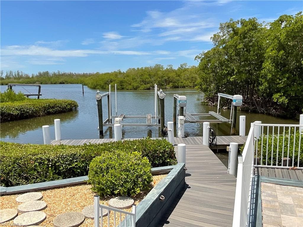 4729 Tahiti DR BONITA SPRINGS, FL 34135