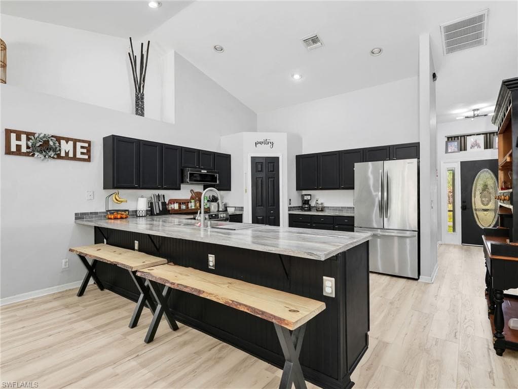 1903 NE 33rd ST CAPE CORAL, FL 33909
