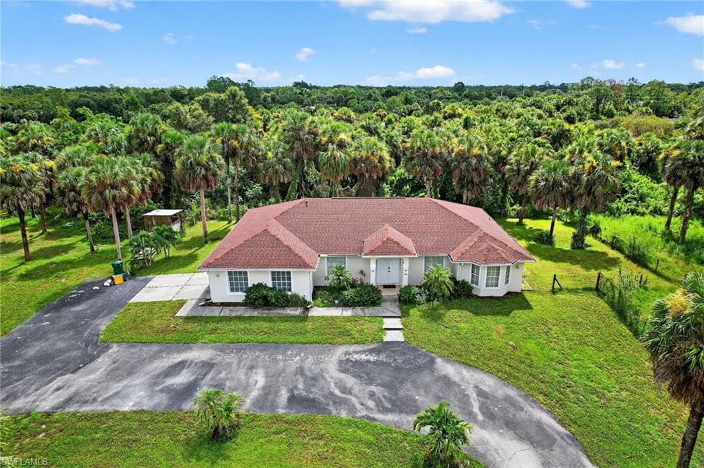 850 29th ST SW NAPLES, FL 34117