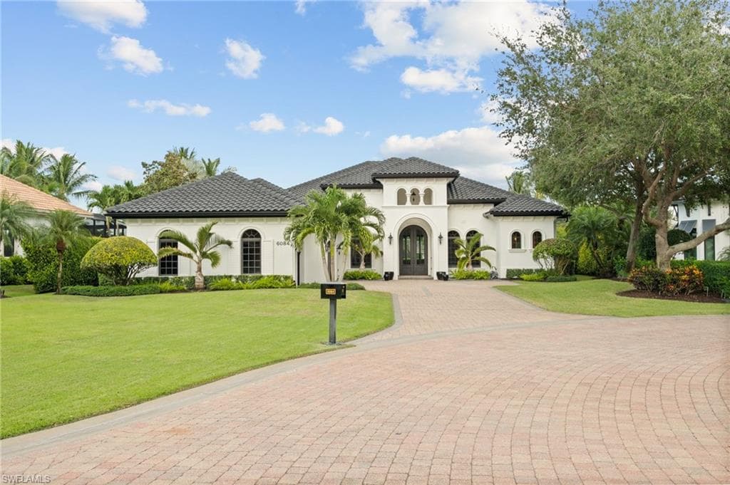 6084 Tamworth CT NAPLES, FL 34119