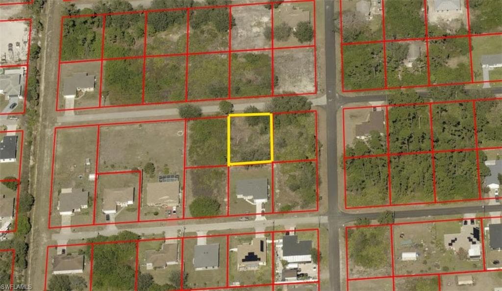 2903 5th ST SW LEHIGH ACRES, FL 33976