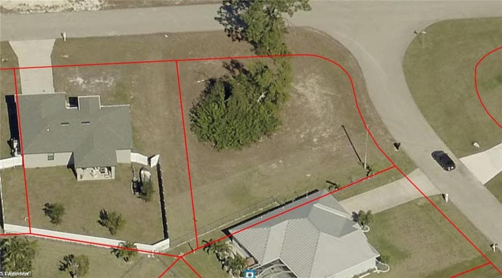1912 NE 44th ST CAPE CORAL, FL 33909