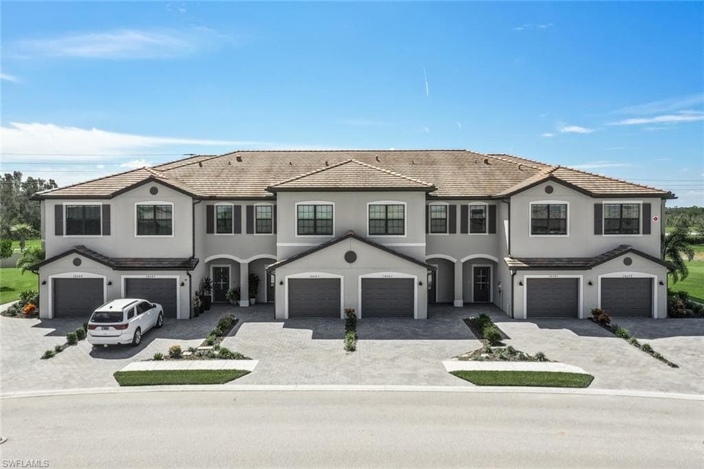 14081 Pine Lodge LN FORT MYERS, FL 33913