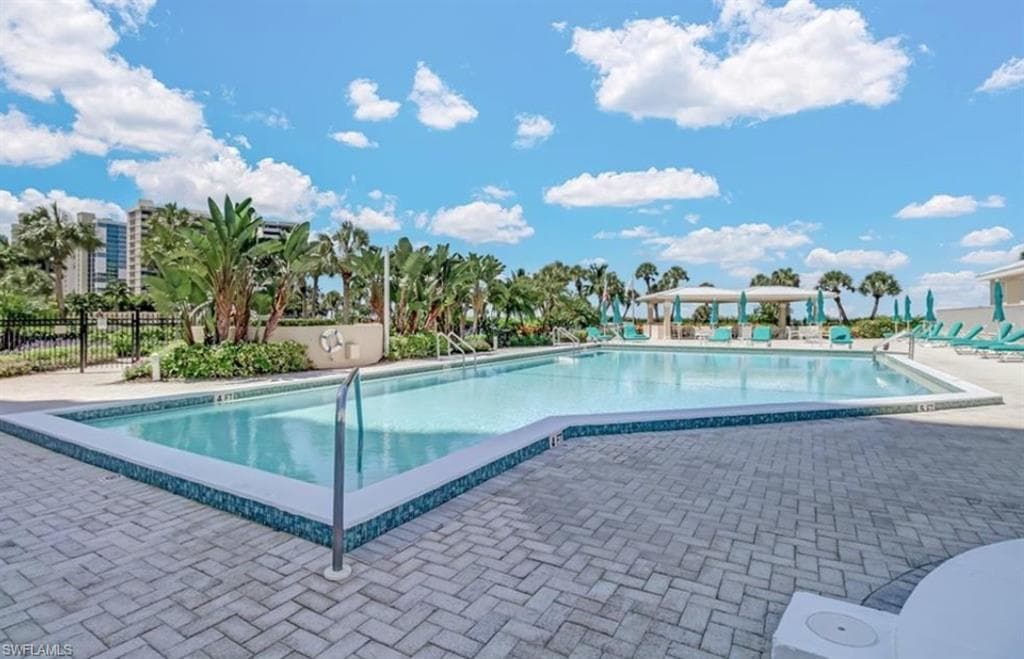 4041 Gulf Shore BLVD N 305 NAPLES, FL 34103