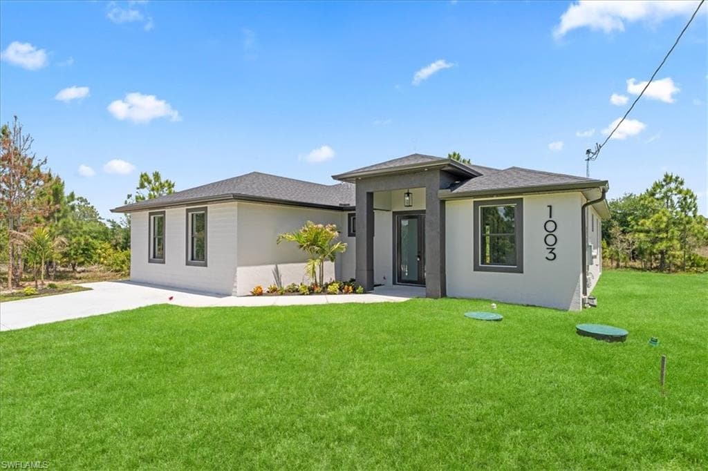 1003 Elgin ST LEHIGH ACRES, FL 33974