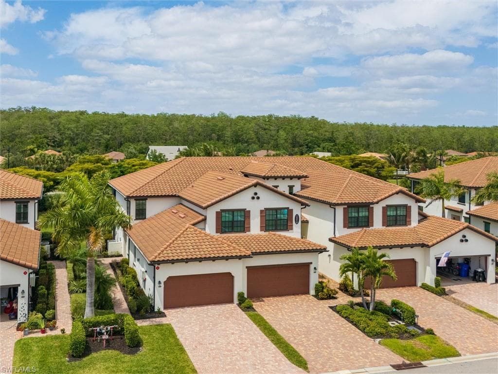 12019 Hawthorn Lake DR 101 FORT MYERS, FL 33913