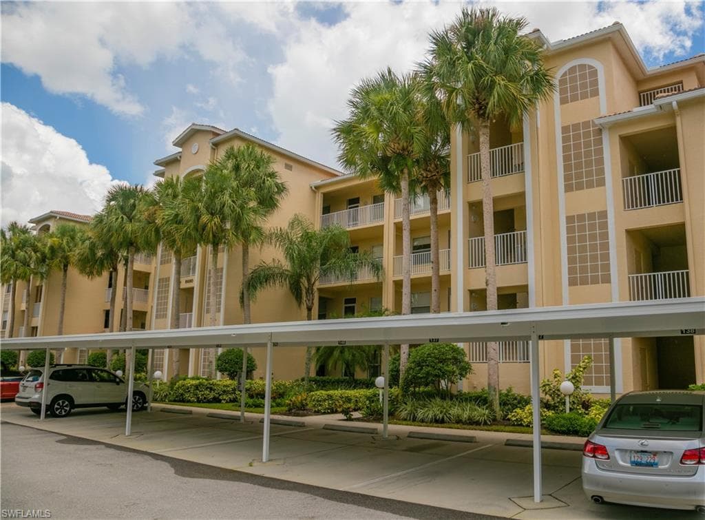 8680 Cedar Hammock CIR 116 NAPLES, FL 34112