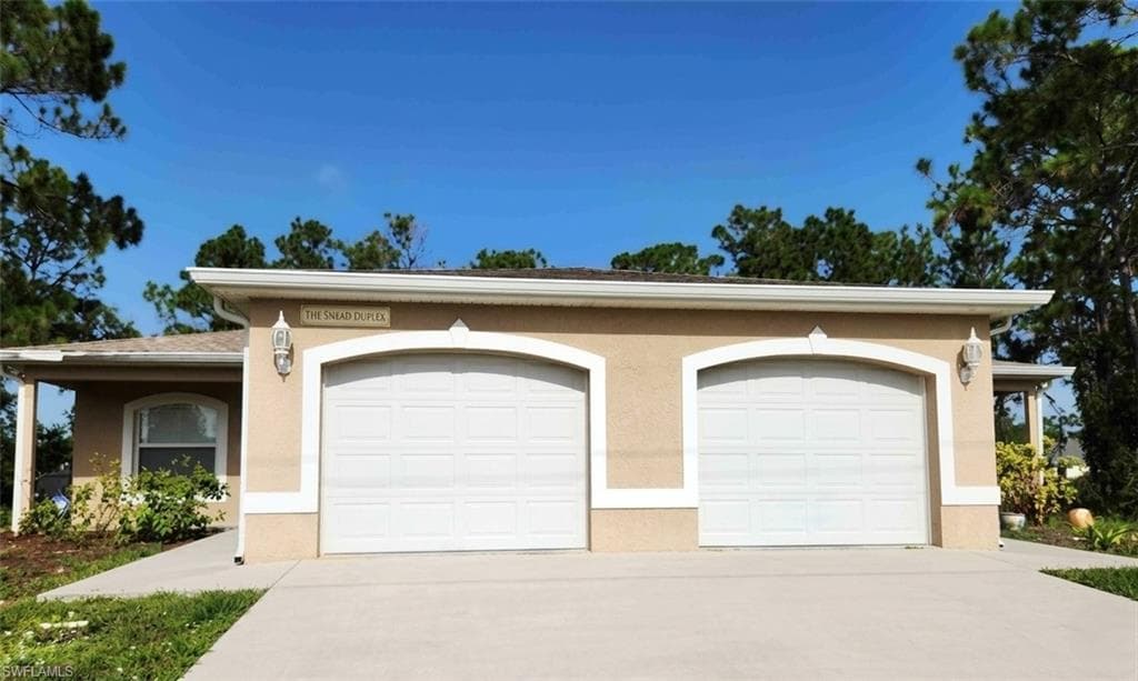 2118 Snead DR 2118 LEHIGH ACRES, FL 33973
