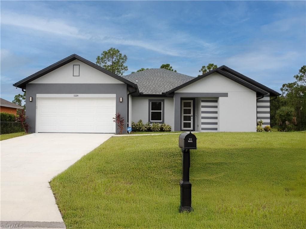 1228 Chrisholm ST LEHIGH ACRES, FL 33974