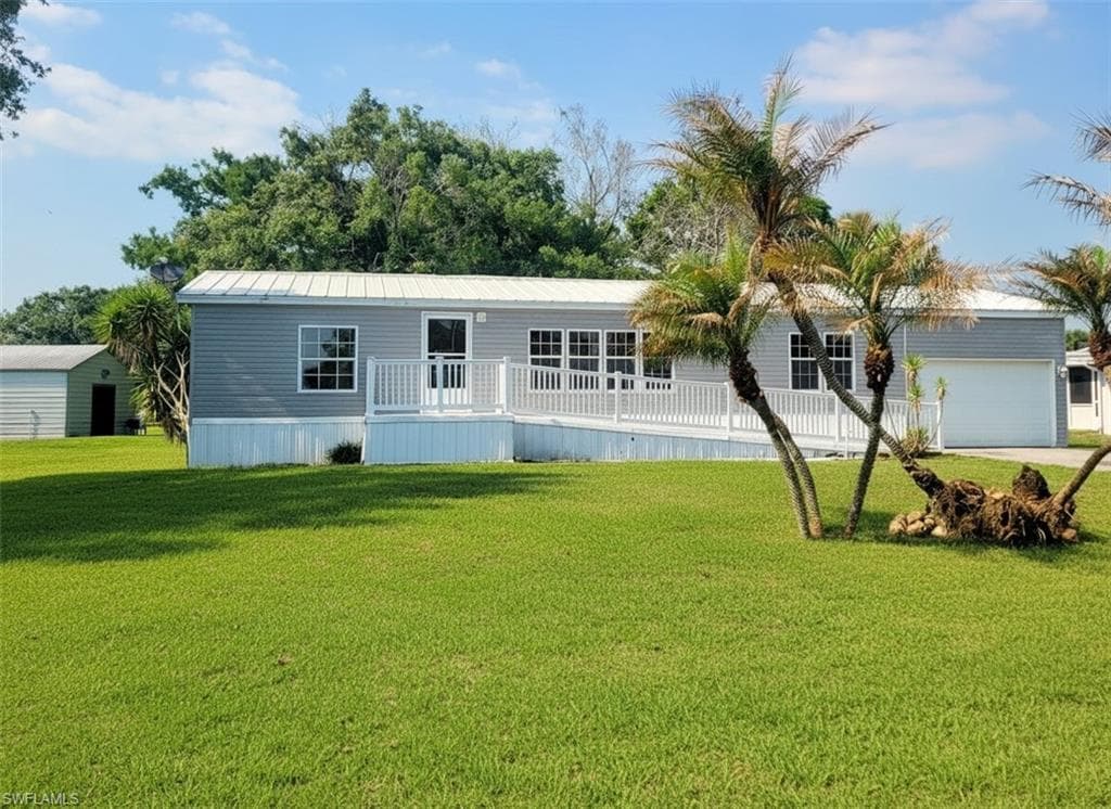 1047 Mayford Lake RD MOORE HAVEN, FL 33471